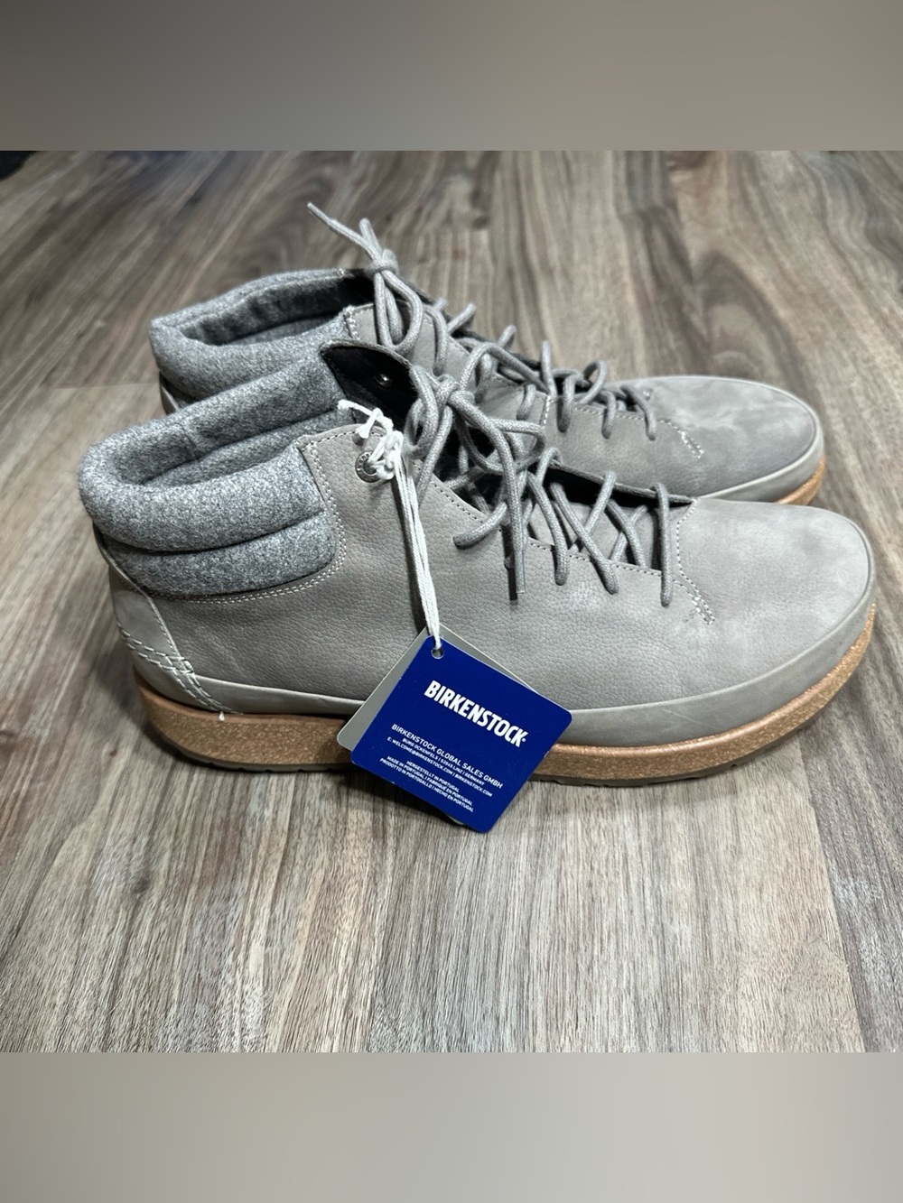 Birkenstock Men's Gray Suede Chukka Boots with Cork-Look Sole